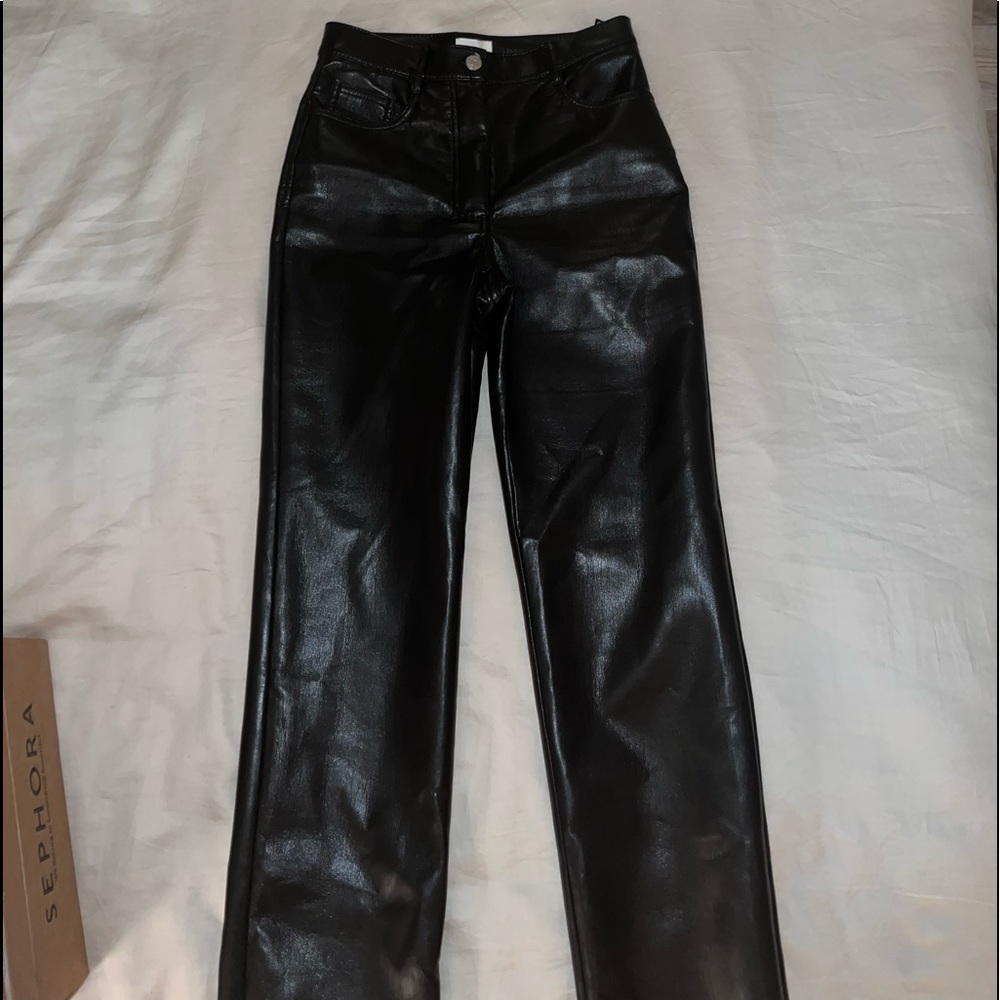 Aritzia Melina Pants in Black in Tall Length